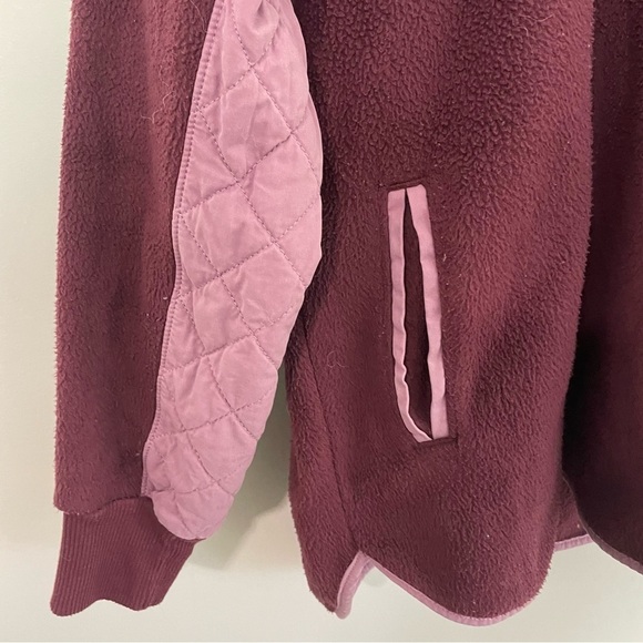 [Abercrombie & Fitch] Purple Sherpa Mock Neck Pullover Sweater - Picture 3 of 8